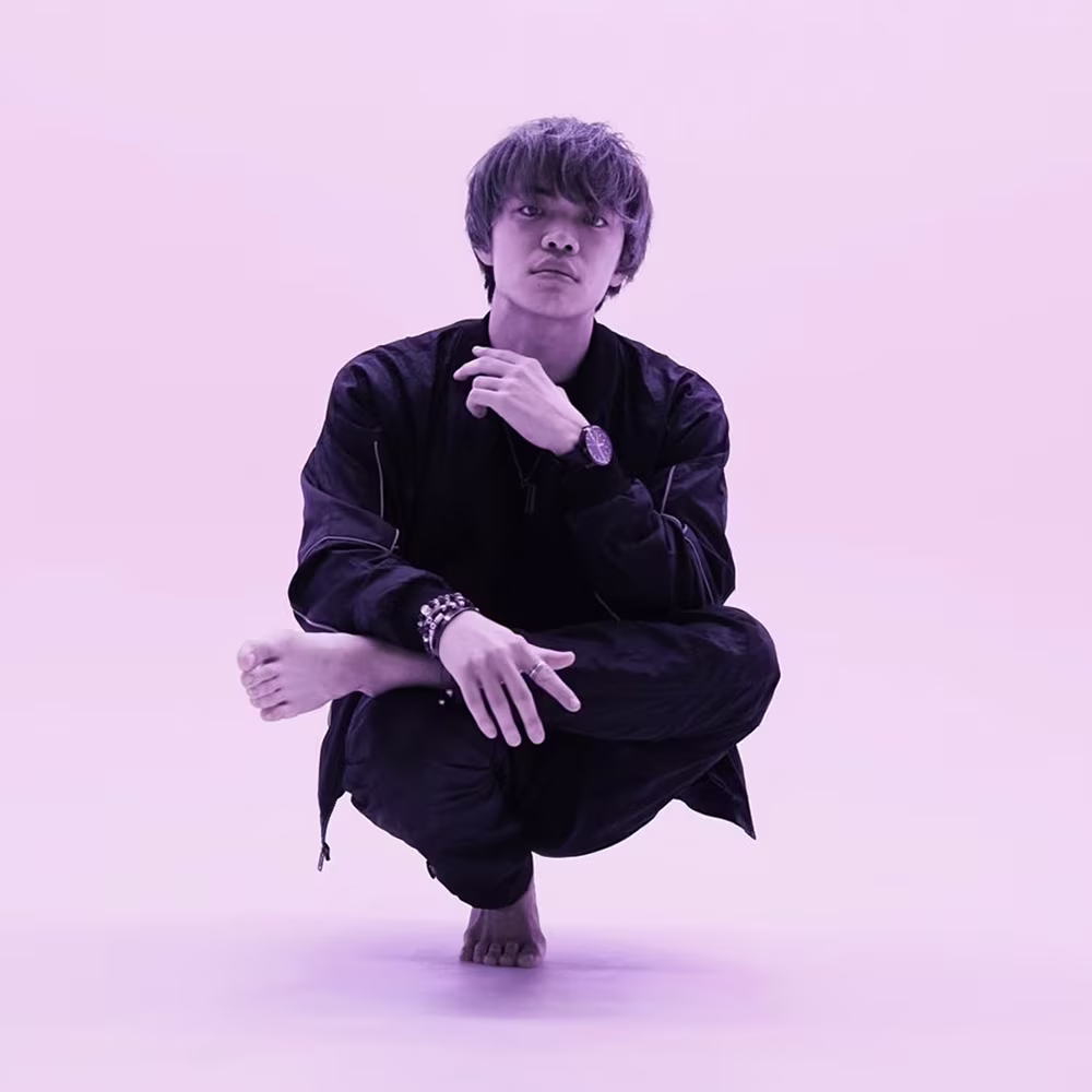 ダンス講師の中溝健人